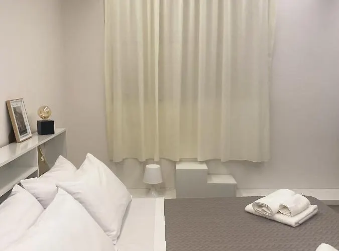 Apartment Emanuele Domus *